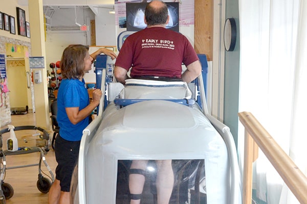 Physiotherapy: anti gravity treadmill